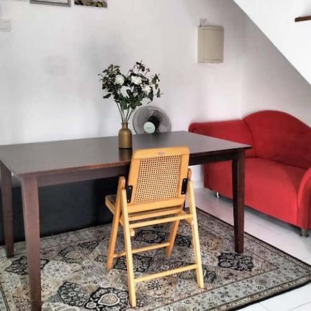 Iris 55 Corner Lot House Spacious Outdoor With Wi-Fi Johor Bahru Exterior foto